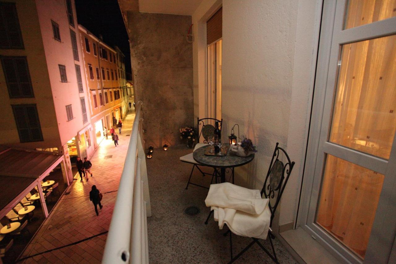 Vincent Apt. In Old Town Centre Zadar Oda fotoğraf